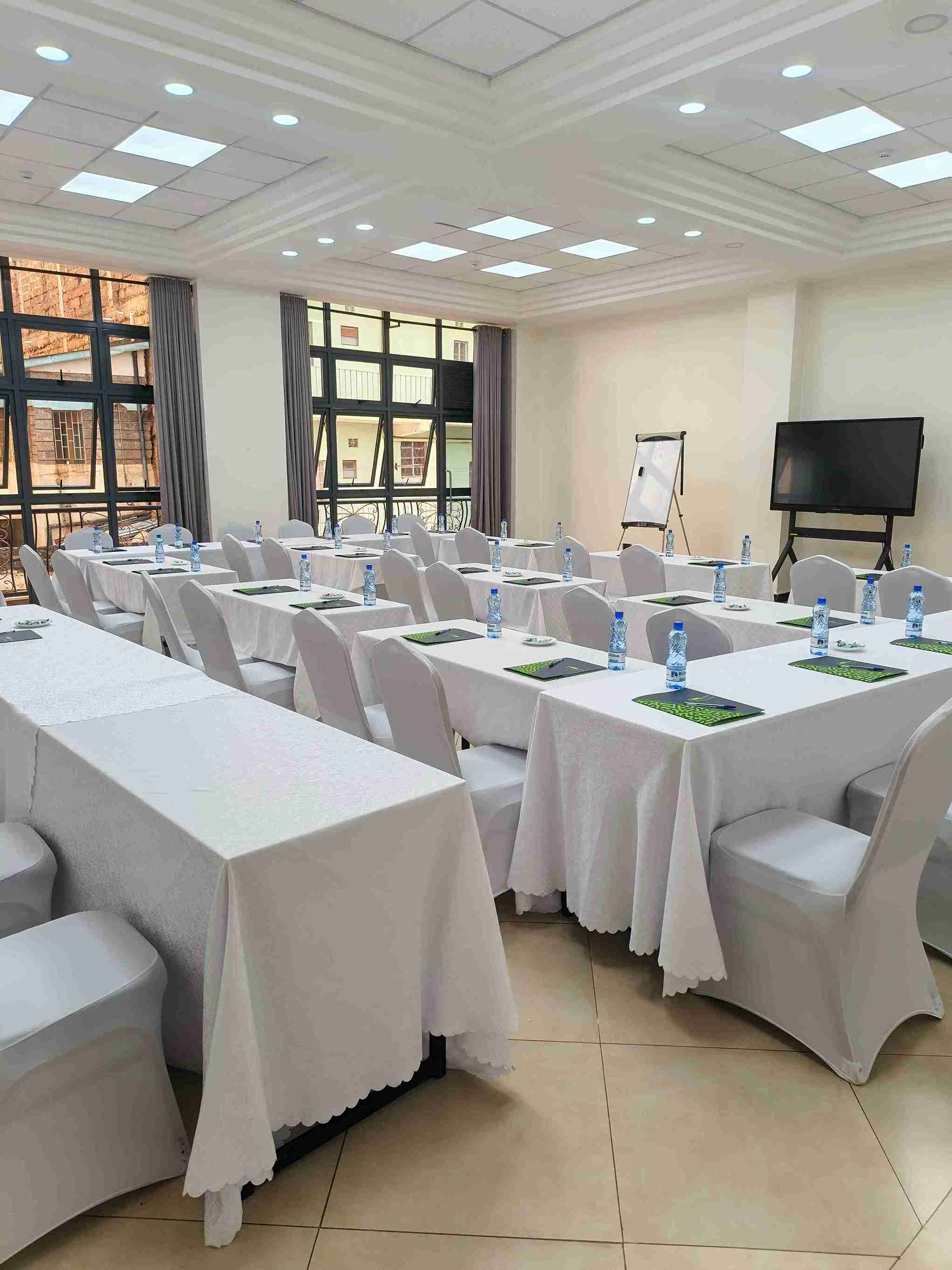 The Dalton Hotel — Conference Venue 44