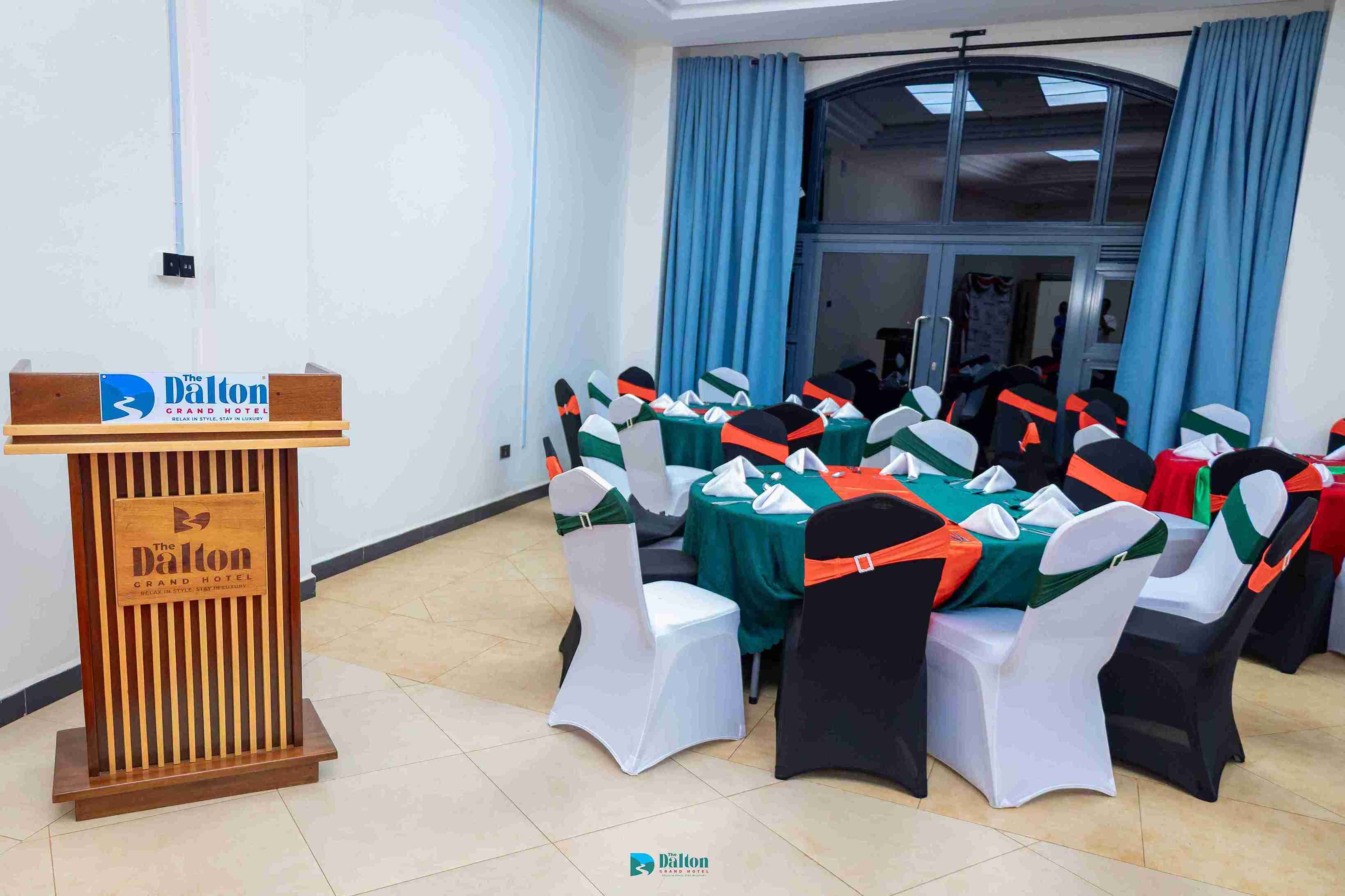 The Dalton Hotel — Conference Venue 25