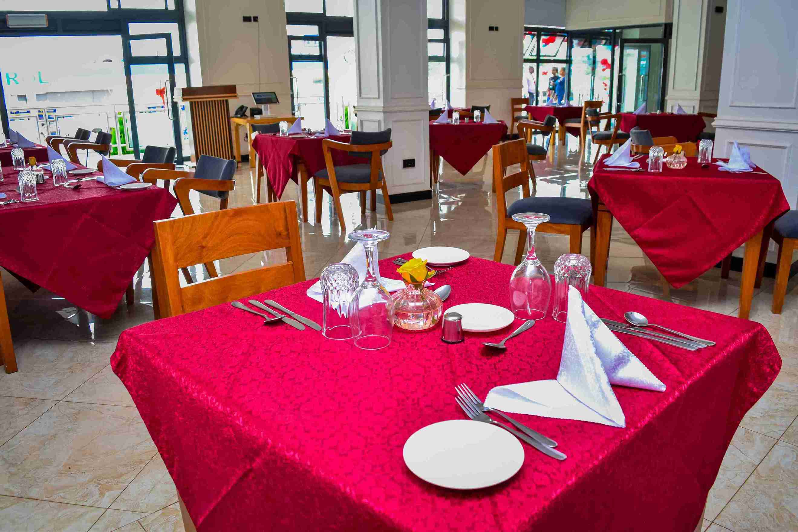 The Dalton Hotel — Safari Restaurant 4